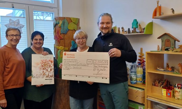 Spende 2500€ / Blumenstil
