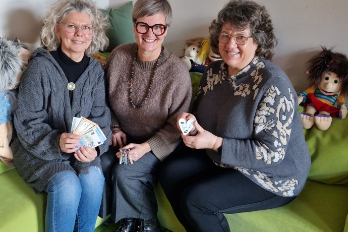 Spende 2000,00 Euro / HAAREXPERTEN by Karina Gunkel